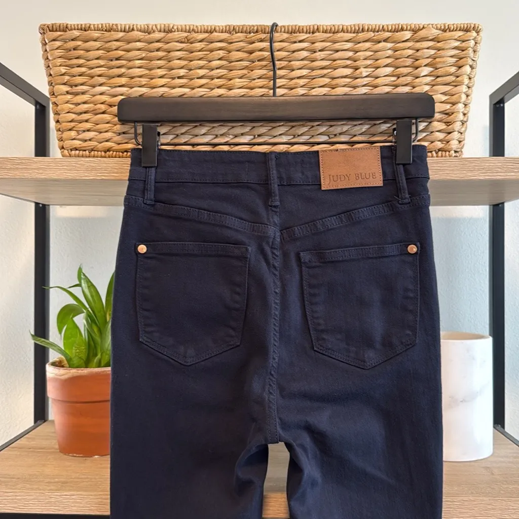 Judy Blue High-Waisted Tummy Control Garment Dyed Black Skinny Jeans, 26 - Image 5