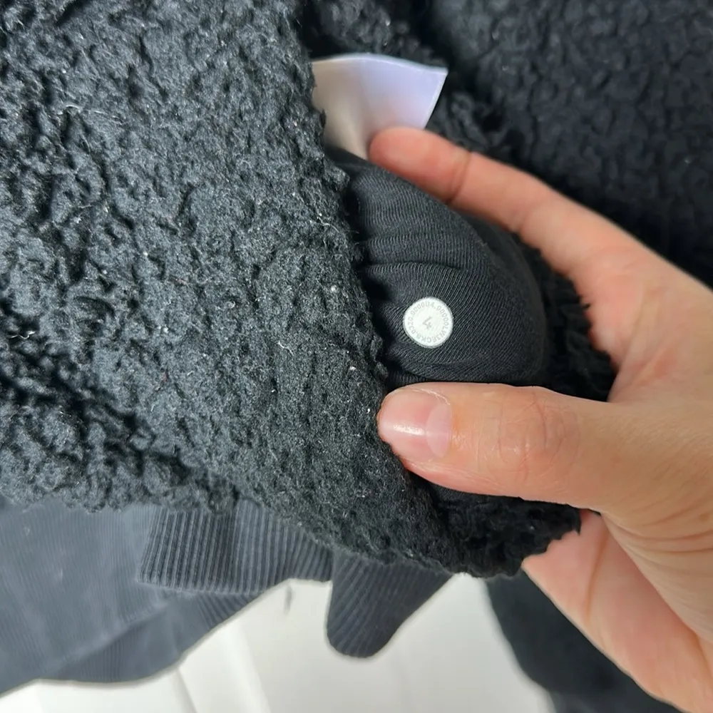 Lululemon quarter zip Sherpa hooded kangaroo pocket Size 4 - Image 6