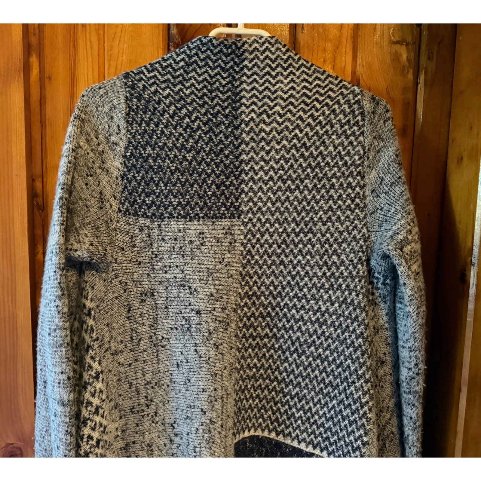 Knox Rose‎ Gray Black Open Front Fringe Hem Patchwork Cardigan - Image 2