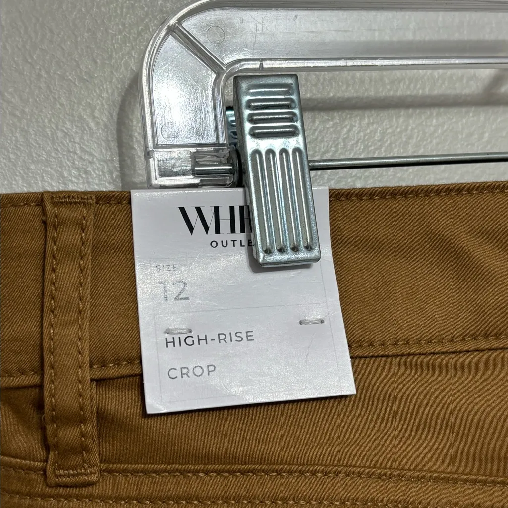 NWT WHBM Outlet High Rise Utility Crop Pants in Toasted Coconut - Size 12 - Image 3