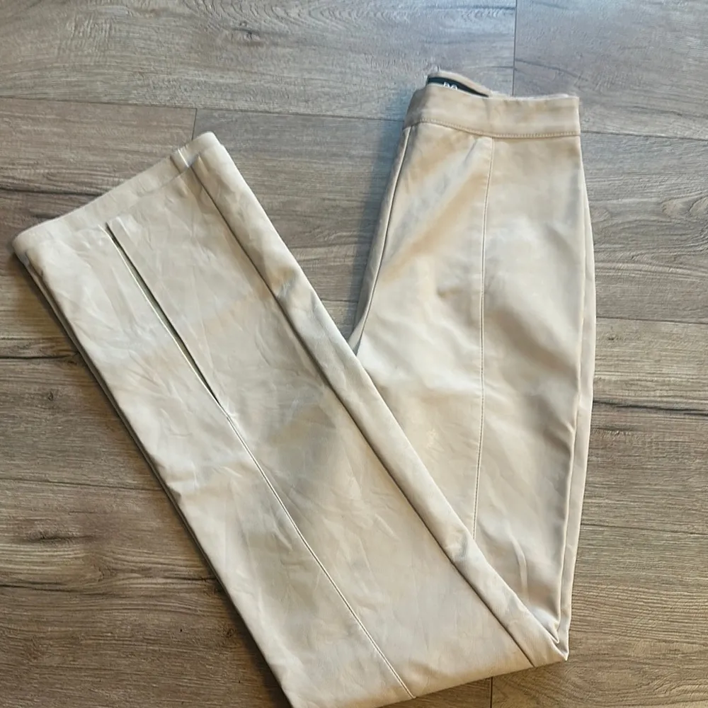 High-Waisted Faux Leather Pants Small - Image 4
