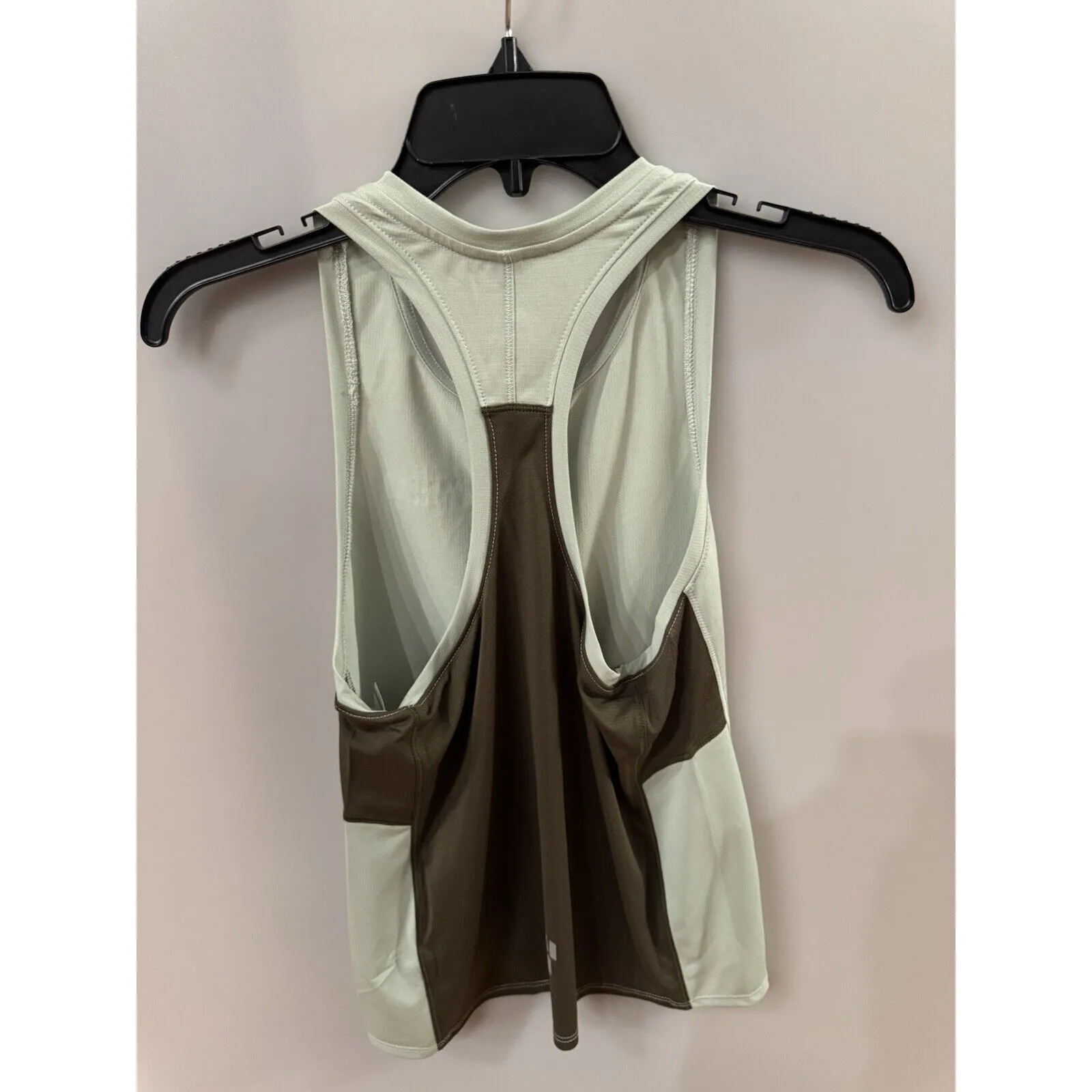 THE NORTH FACE WOMEN'S SUNRISER TANK Misty Sage/Forest Olive small - Image 4