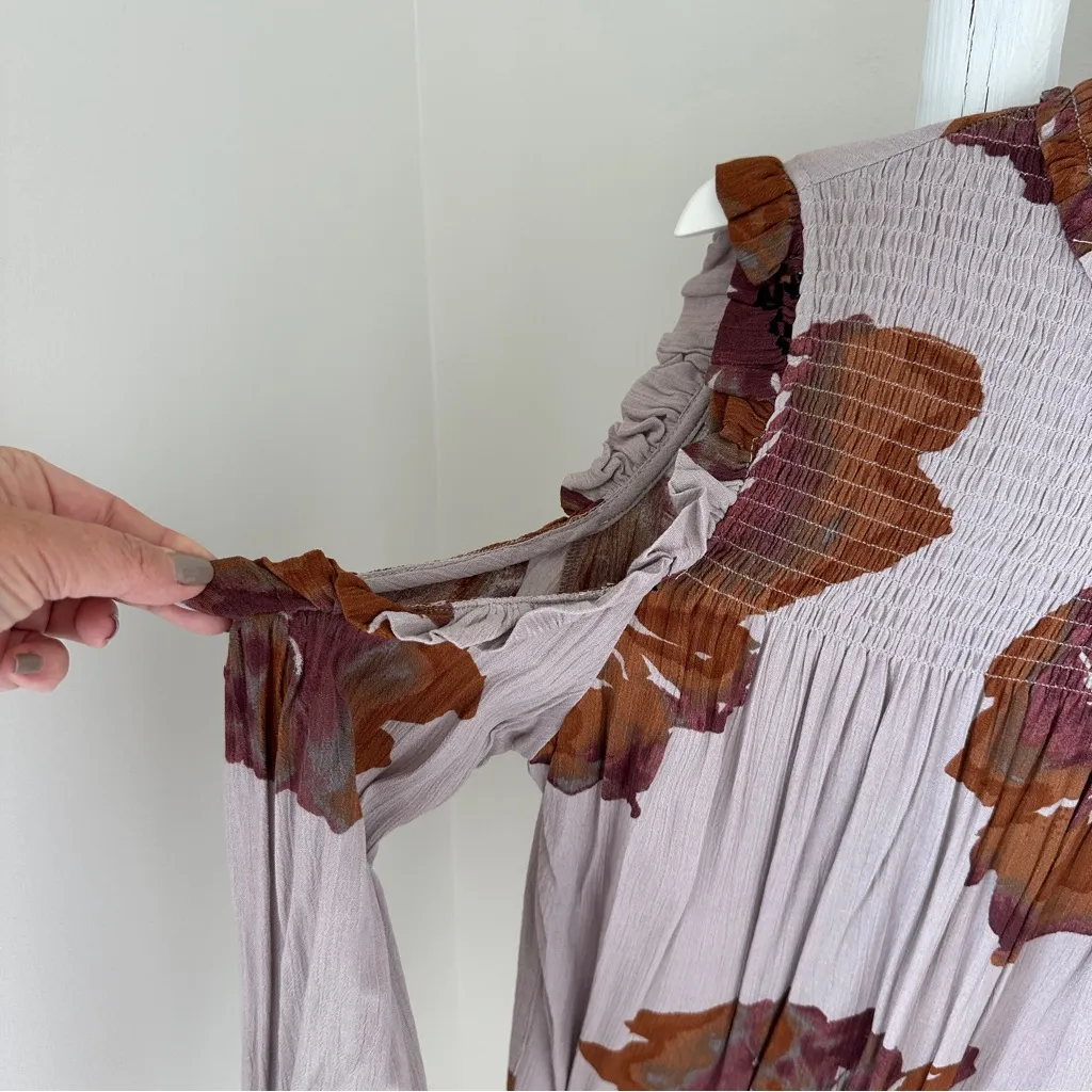 Entro Mauve Floral Ruffle Cold Shoulder Blouse Size Large - Image 5