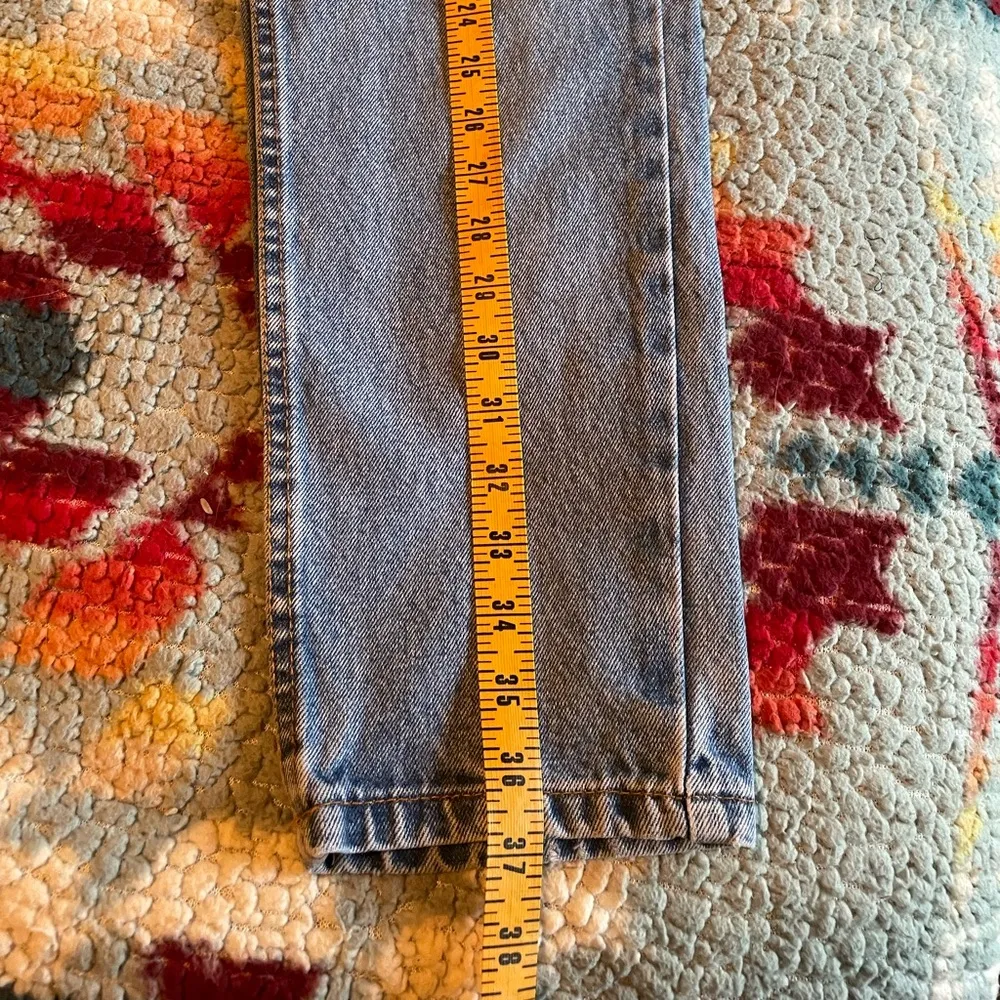 JORDACHE Straight Leg Vintage Denim Jeans Women Size 3/4 Med Wash - Image 4