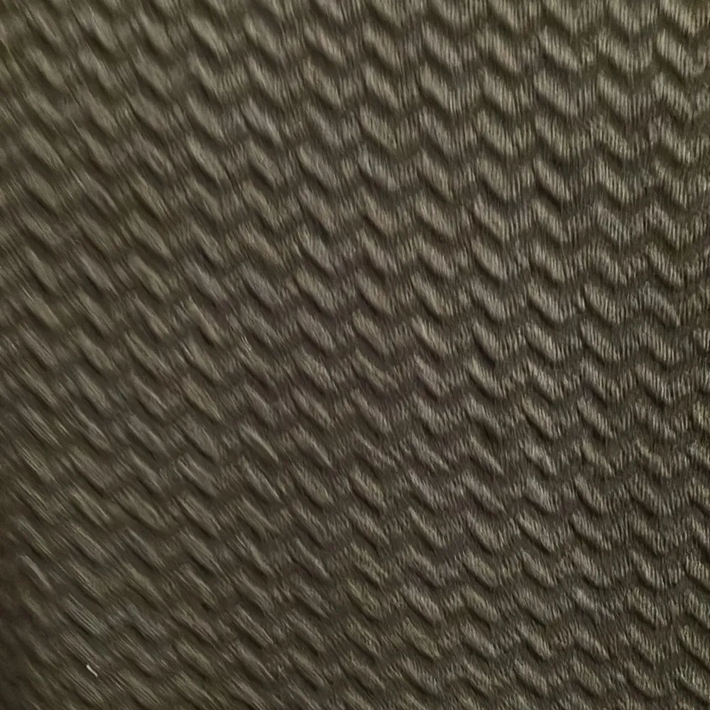 Black textured sleeveless mock neck cropped top woman’s size xtra small - Image 5