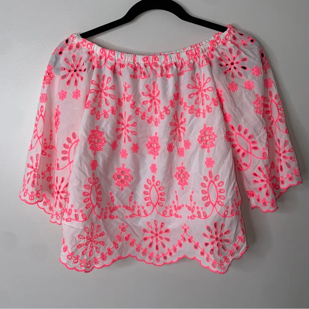 Lilly Pulitzer White Neon Pink Laurenne Off-the-Shoulder Summer Top Shirt XS - Image 10