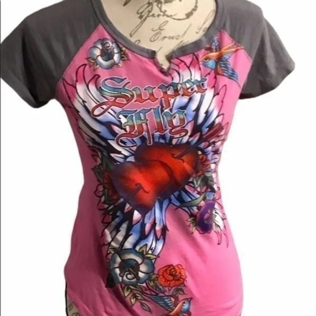 Hide & seek Graphic tee size 7/9 juniors Pink - Image 2