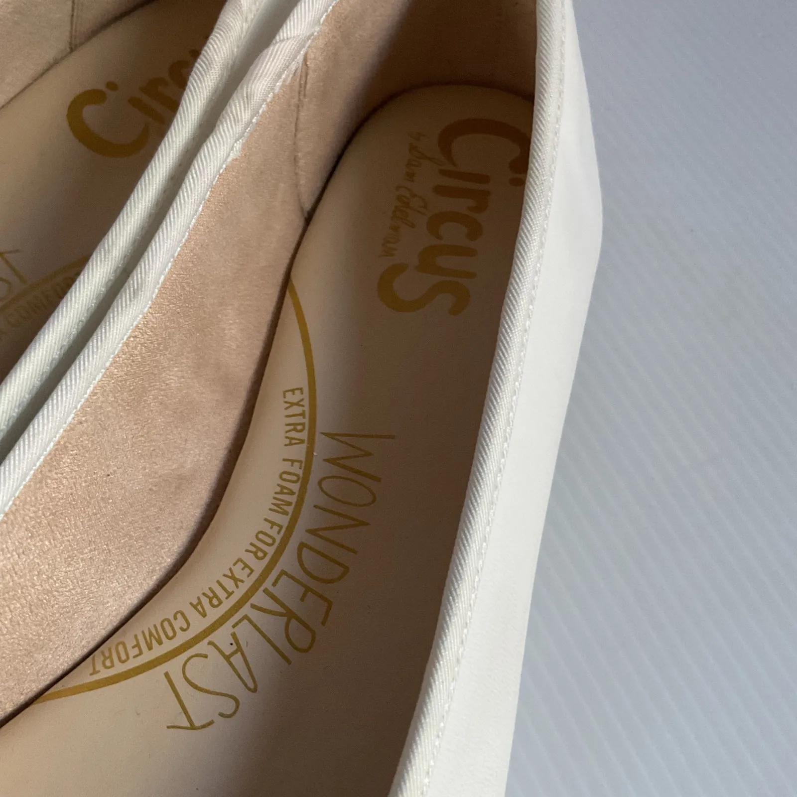 Circus by Sam Edelman White Bow Ballet Flats Women’s Size 9.5 Comfort Shoes - Image 9