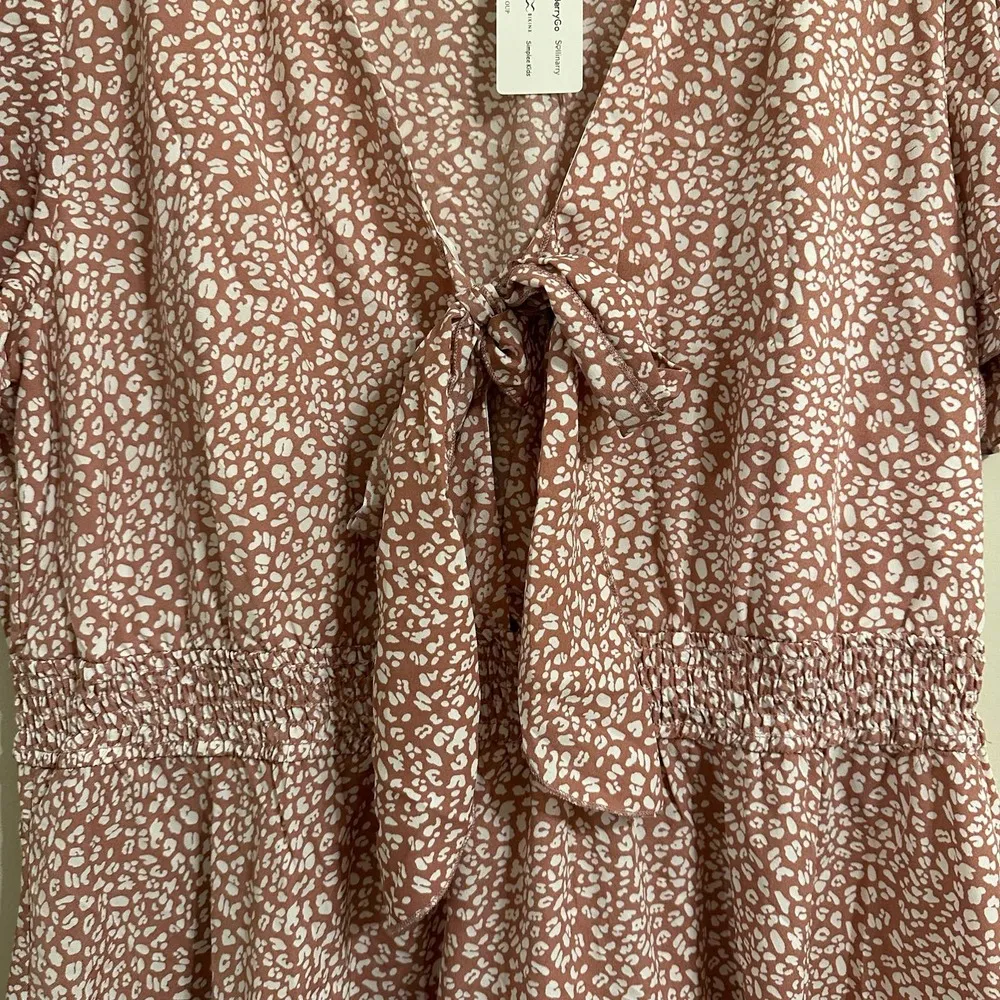 Simplee Plus Printed Knot Front Ruffle Hem Mini Dress Size 4XL NEW WITH TAGS - Image 3