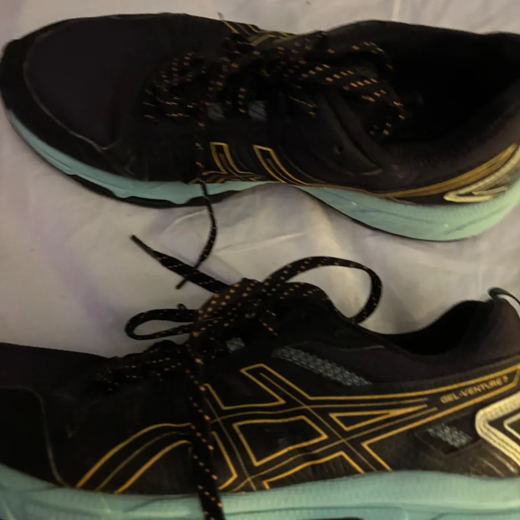 Women’s Asics Gel-Venture 7 Trail Running Shoes in Black and Mint Blue - Image 6