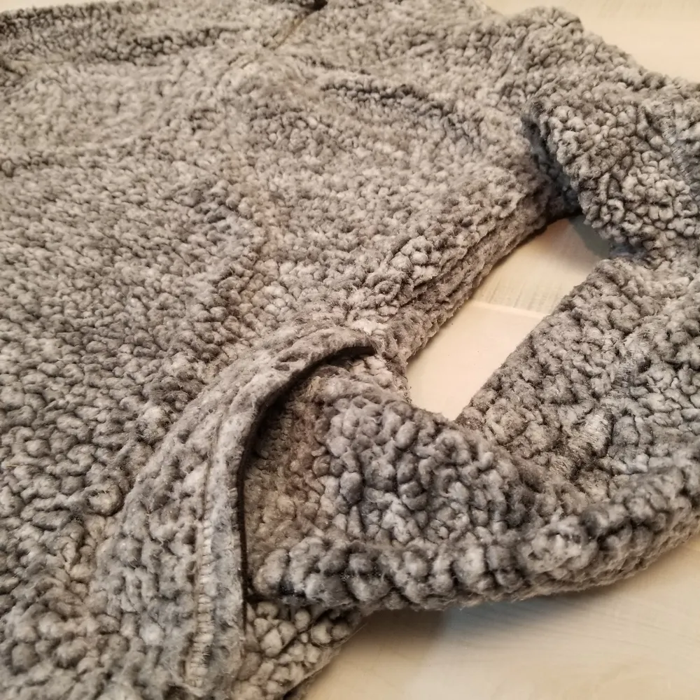 {M} Grizzly Sherpa Black Zip Up Pullover Jacket Size M - Image 2