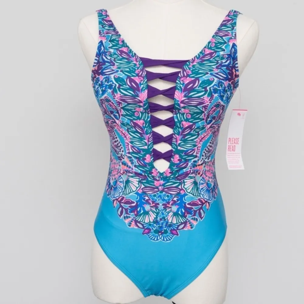 Lilly Pulitzer. Isle Twisted One Piece Swimsuit. - Image 2