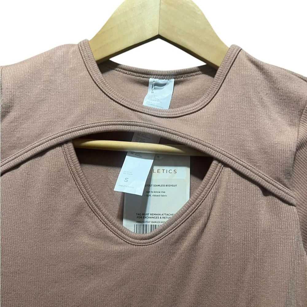 Fabletics NWT Finely Cutout Seamless Bodysuit in
Desert Size Small - Image 8