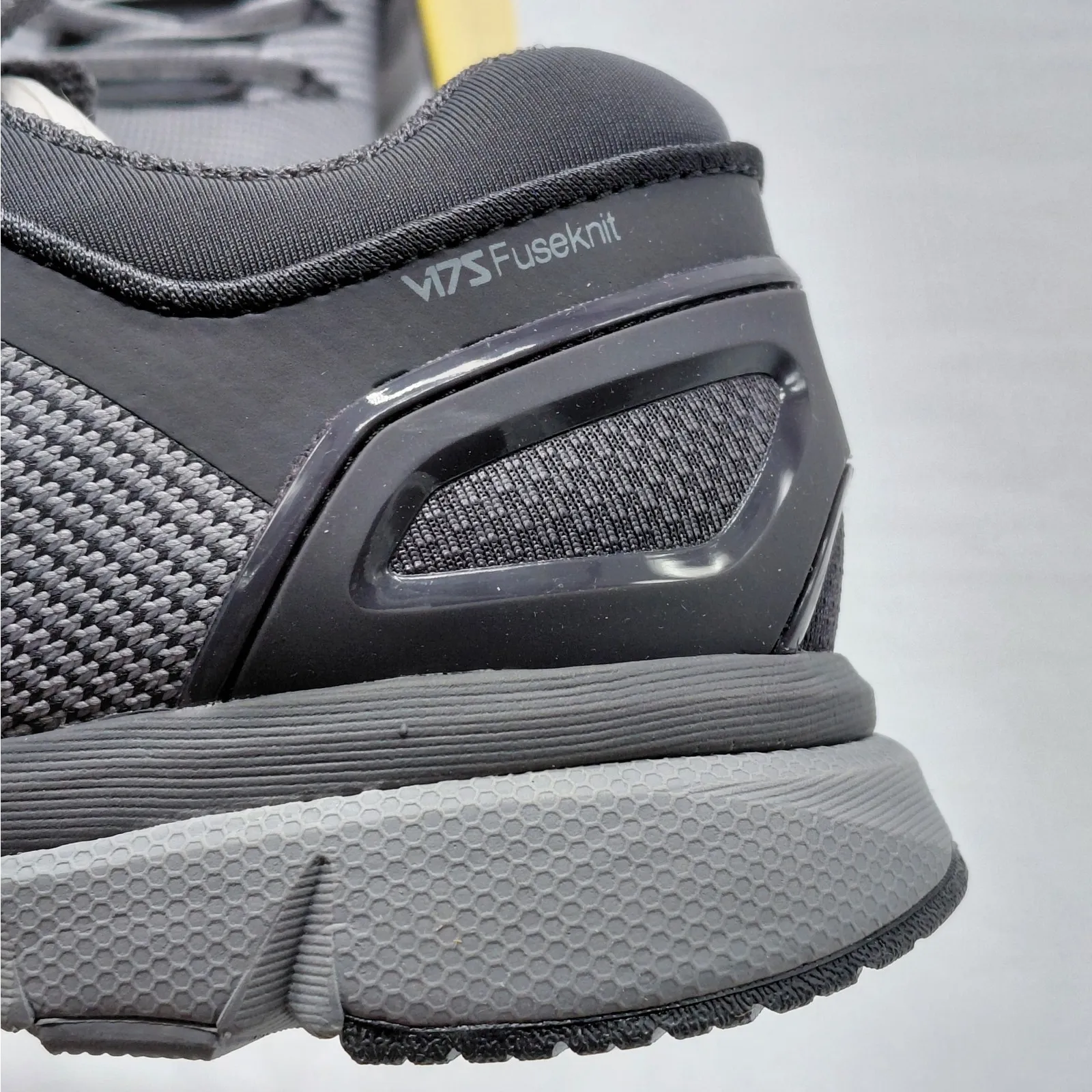 Craft V175 Fuseknit W Running Shoes Sneakers Women’s 6 Gray Vibram Megagrip - Image 8