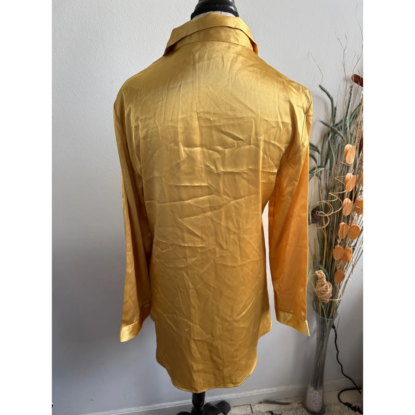 Victoria's Secret Satin Button Up Shirt Pajama Top Gold M - Image 3