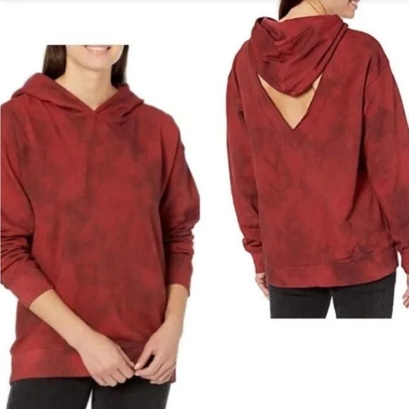 NWT HUDSON Tie Dye Hoodie with Cutout Back in Cabernet Fatigue Size‎ Small - Image 4