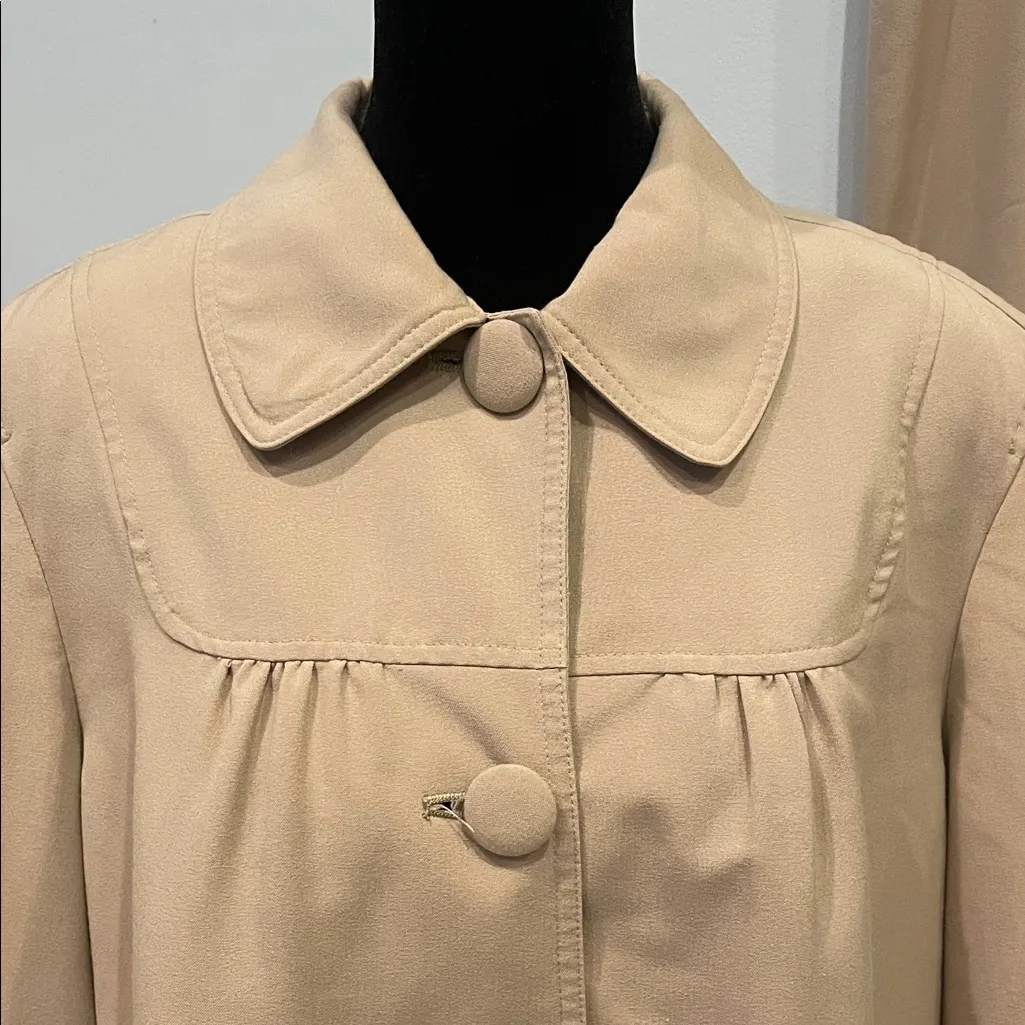 Classic Tan Women's Skirt size 14 blazer and skirt - Image 2