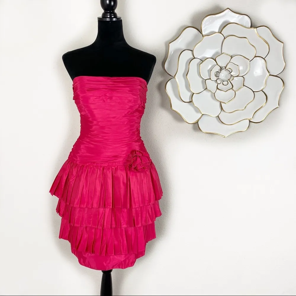 Vintage TADASHI fuschia taffeta strapless dress - Image 4