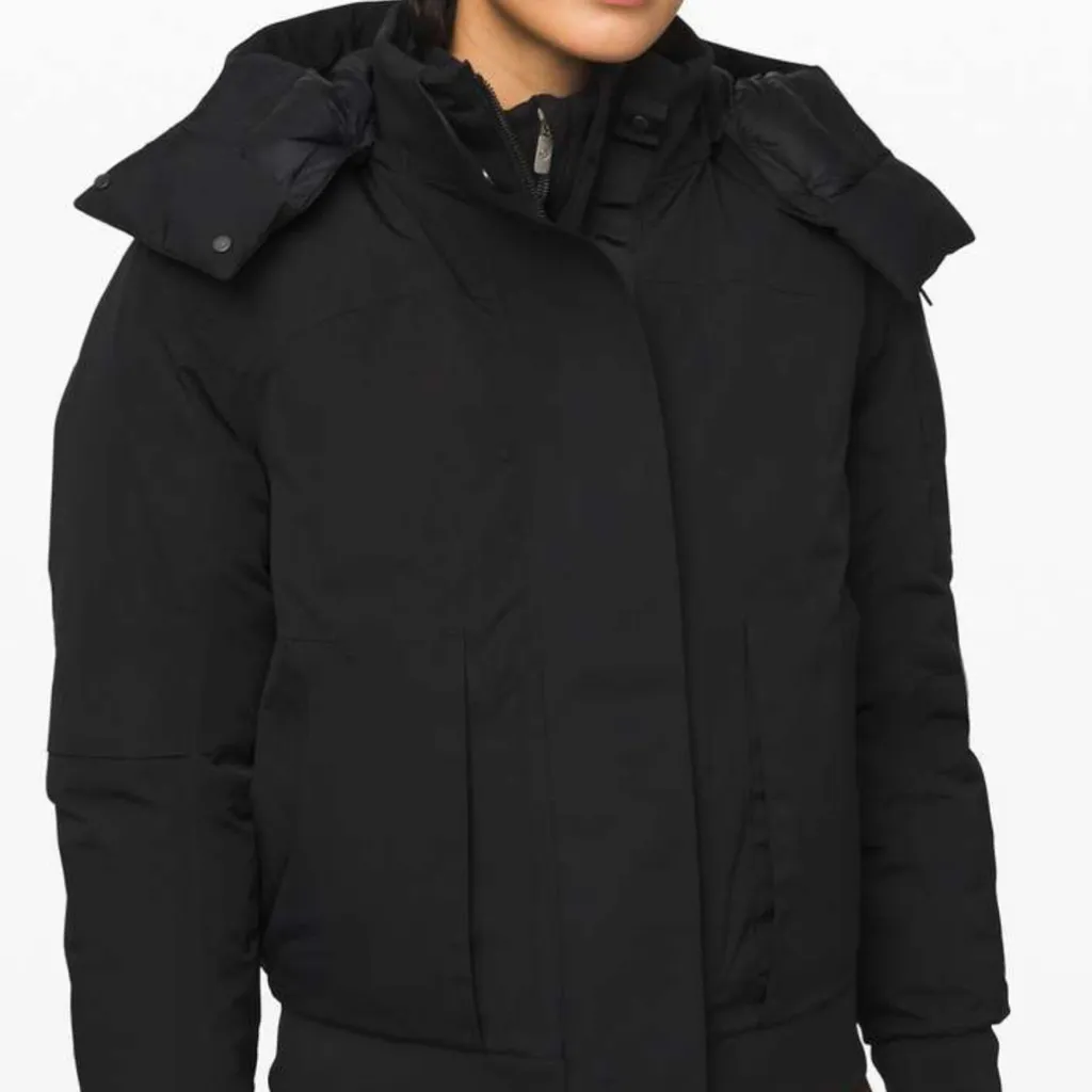 Lululemon winter warrior bomber -size 10 - Image 9
