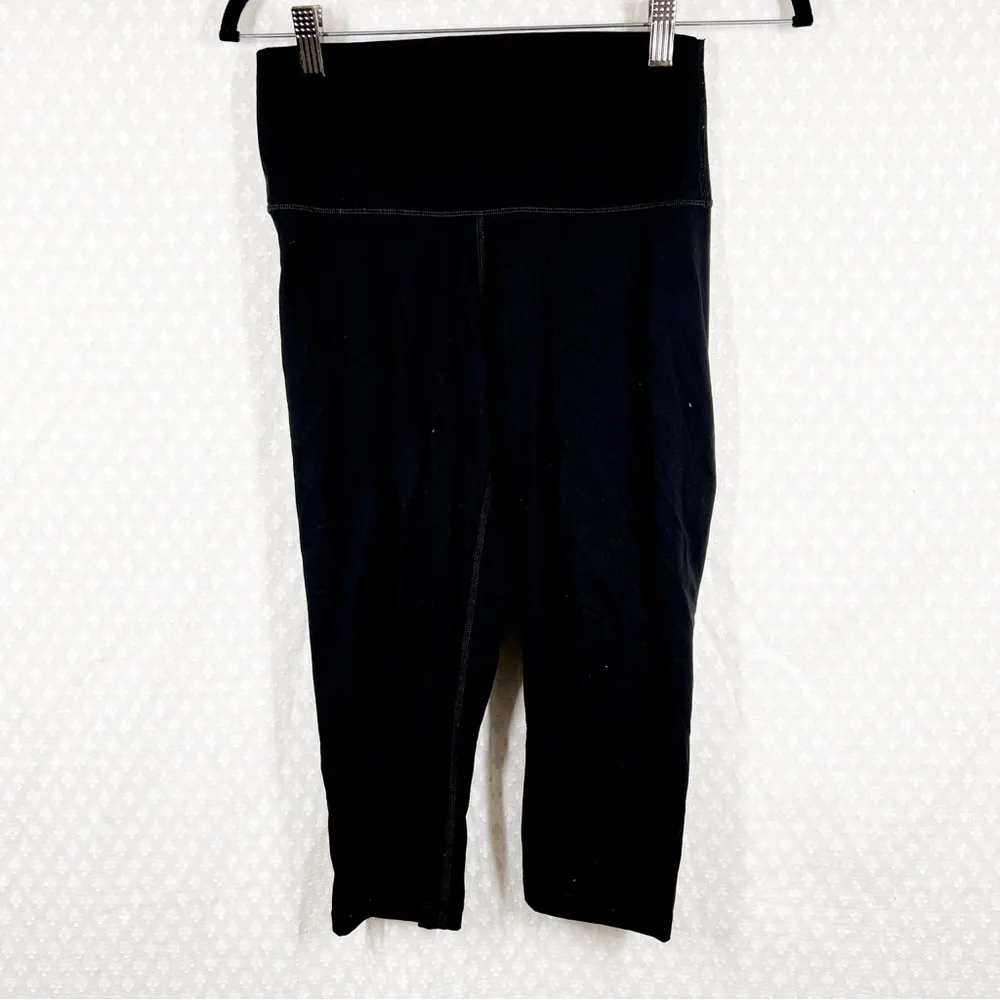 Everlane‎ Black Perform High Rise Crop Leggings - Image 2