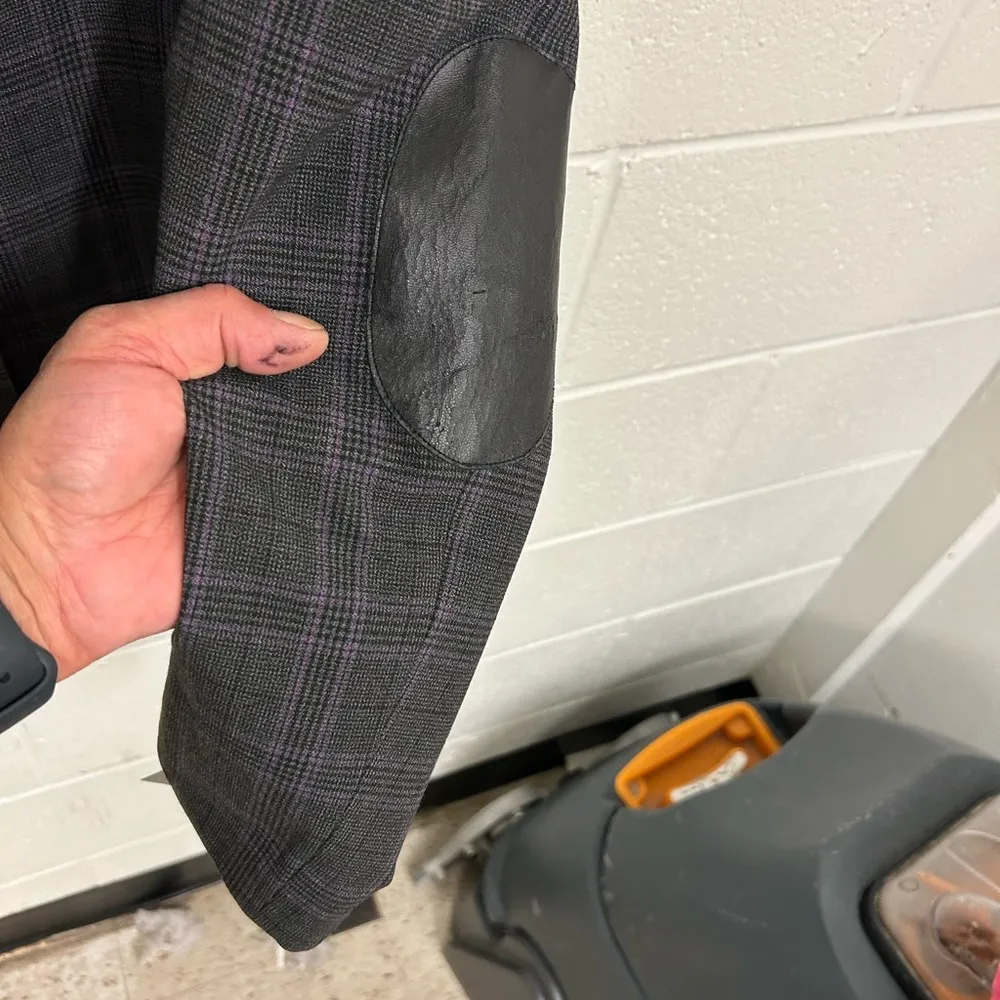 Tahari  Arthur Levine 16 blazer - Image 3