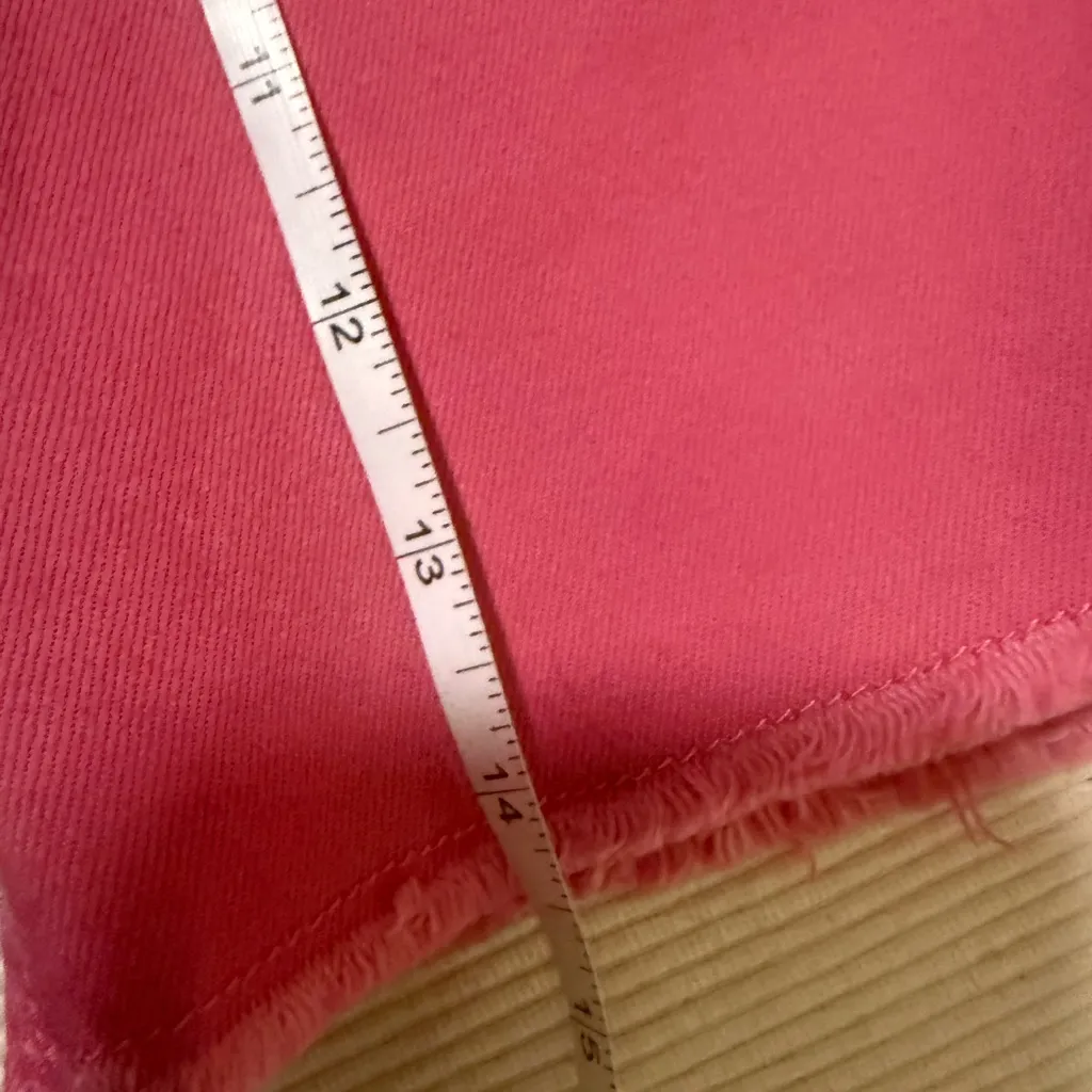 Seven7 Hot Pink Frayed Hem Denim Shorts Size 10 - Image 6