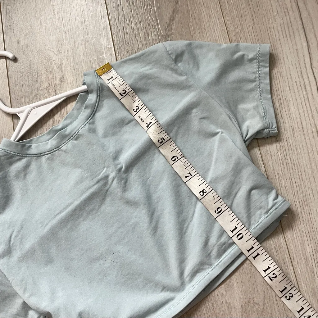 Skims Cropped Tshirt fits everybody womens Blue (large) going out party fitted - Image 4