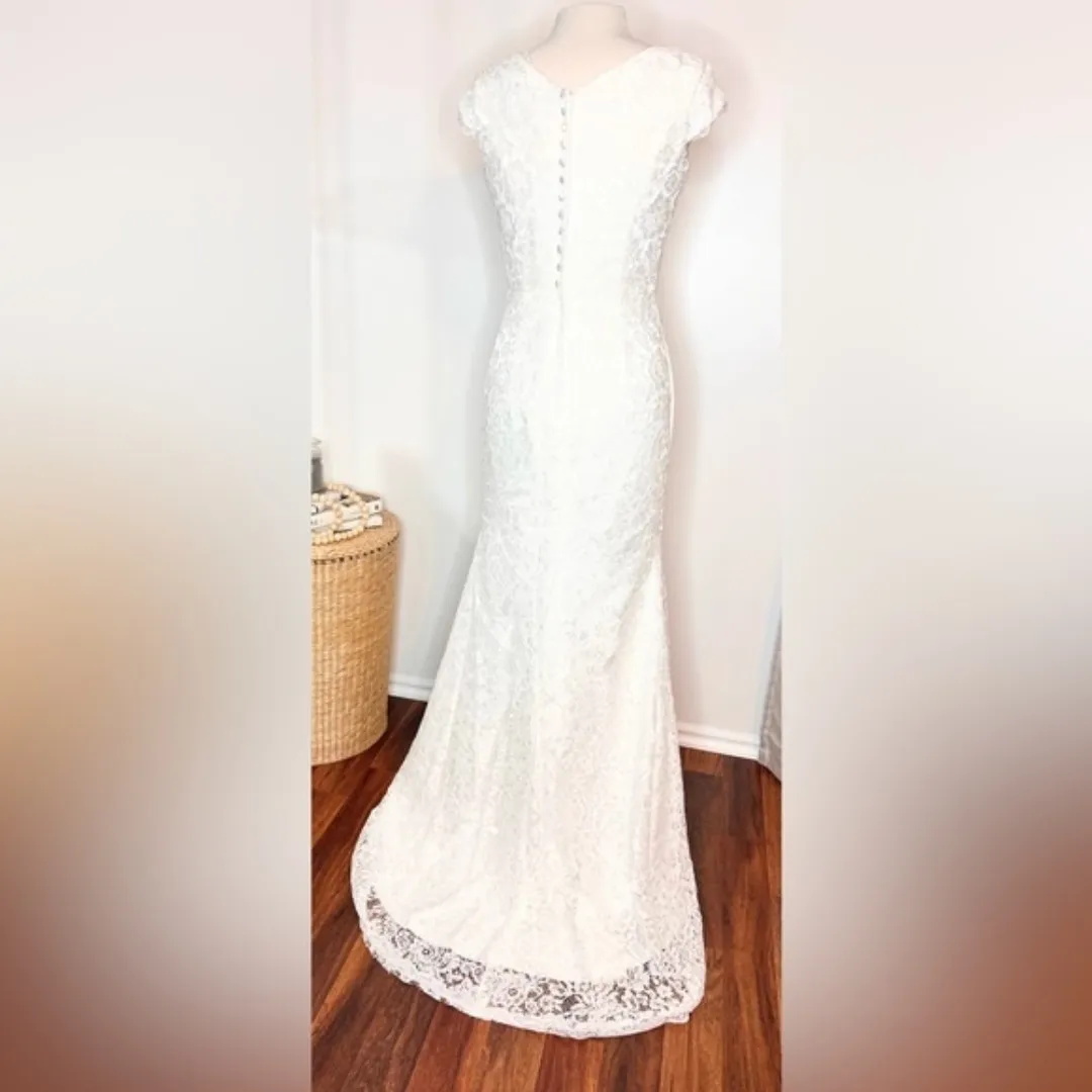 Wedding dress Gown withy buttons Mermaid luxury V short sleeves white Size 10. Size M - Image 5