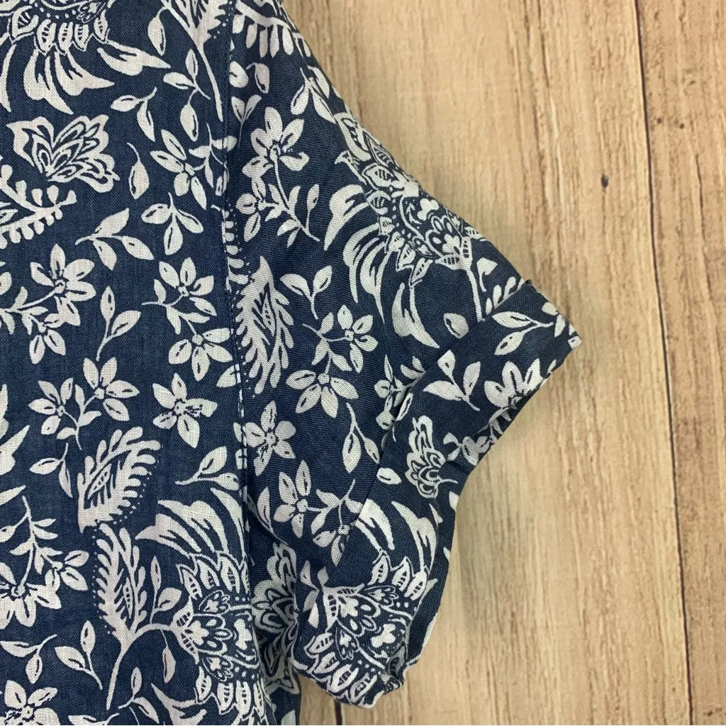 Sigrid Olsen  Blue and White‎ Casual Button Down 100% Linen Shirt - Image 4