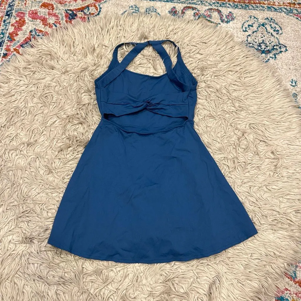 Halara  Backless Twisted Active Dress size large - Image 4