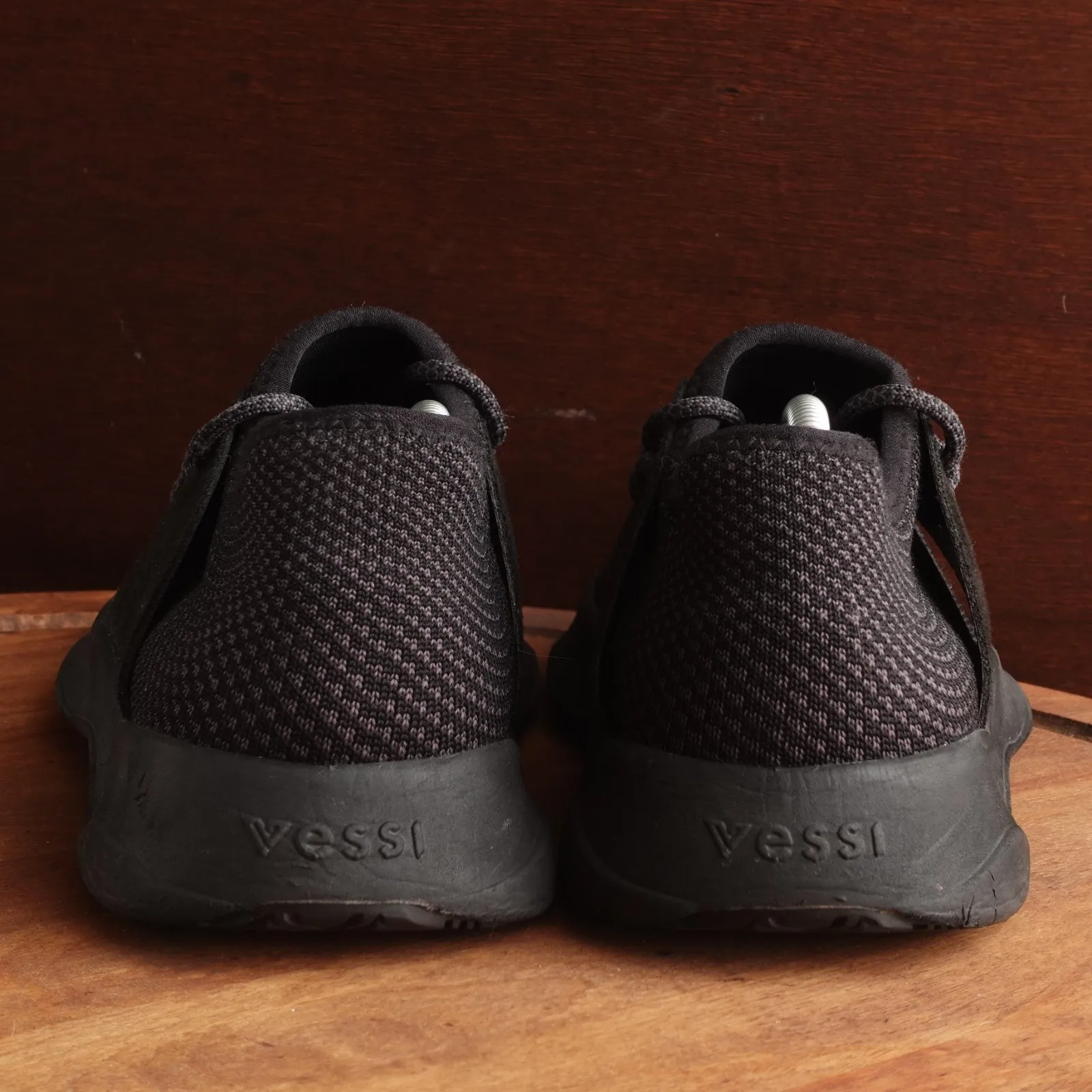 Vessi Black Athletic Shoes Everyday Shoes Size 8 - Image 7