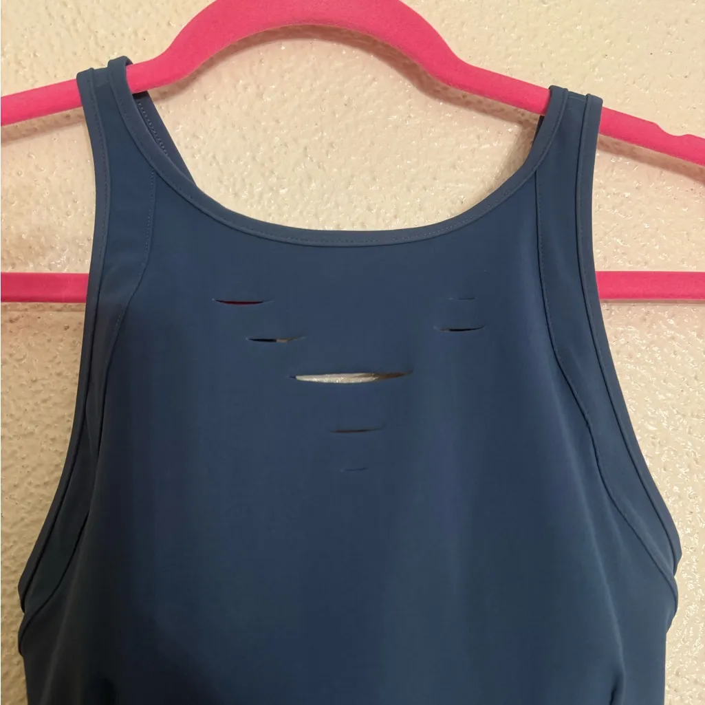 Alo Yoga Ripped Warrior Yoga Crop Top sports bra blue color size S - Image 5