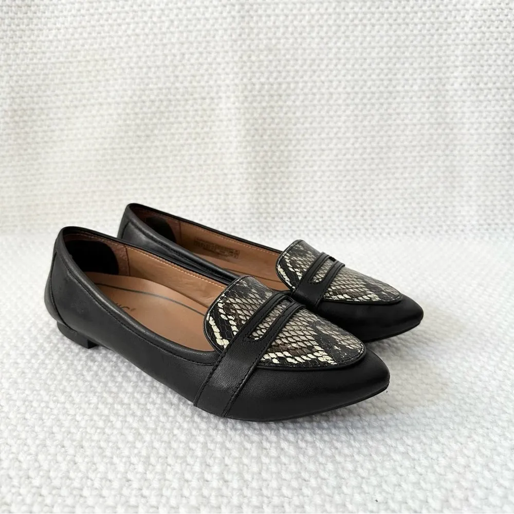 Vionic  Black Snake Savannah Boa Leather Pointed Toe Slip On Loafer 7 Wide Width - Image 2