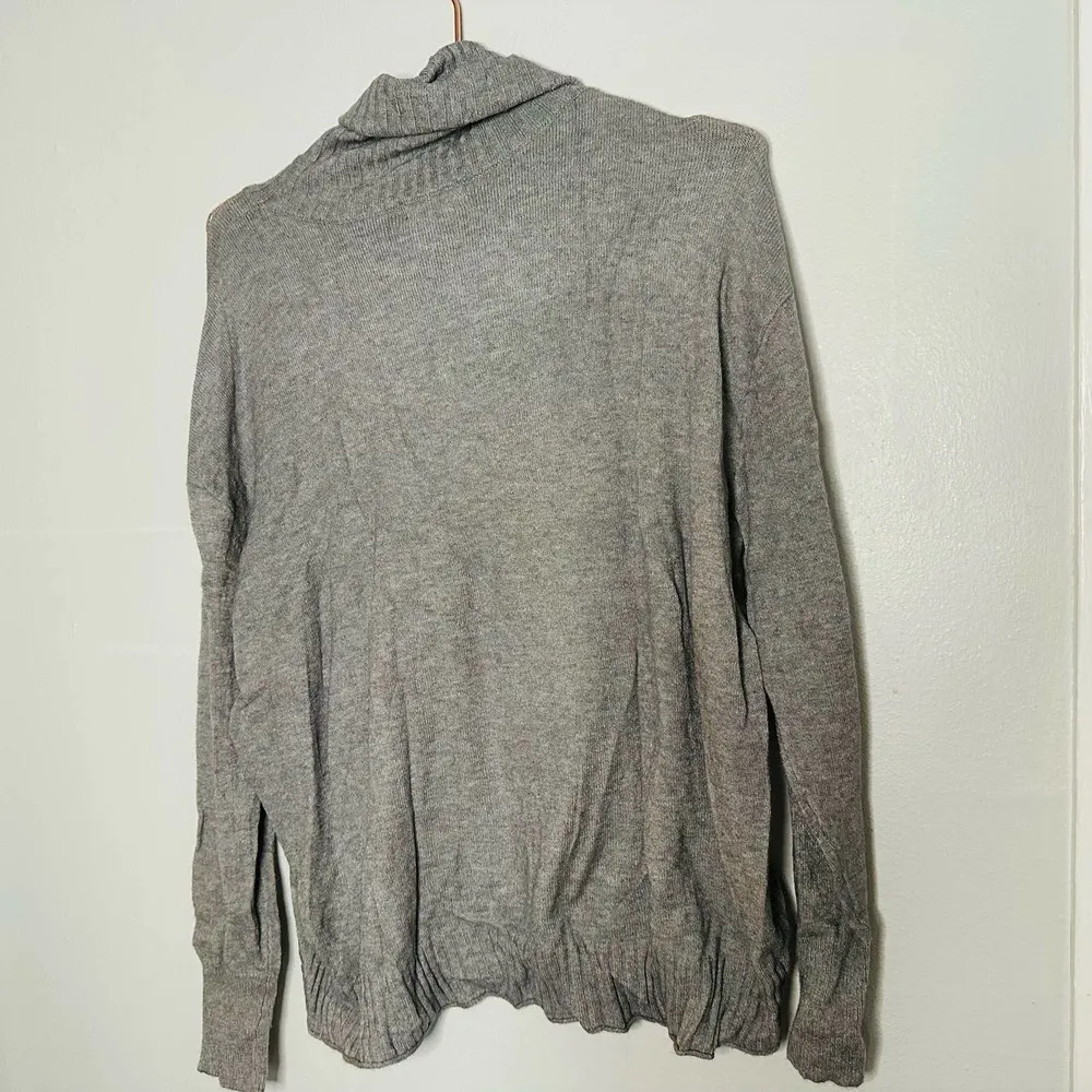 Abound Grey Long Sleeves Turtle Neck Soft Ribbed Sweater Size XL - Image 6