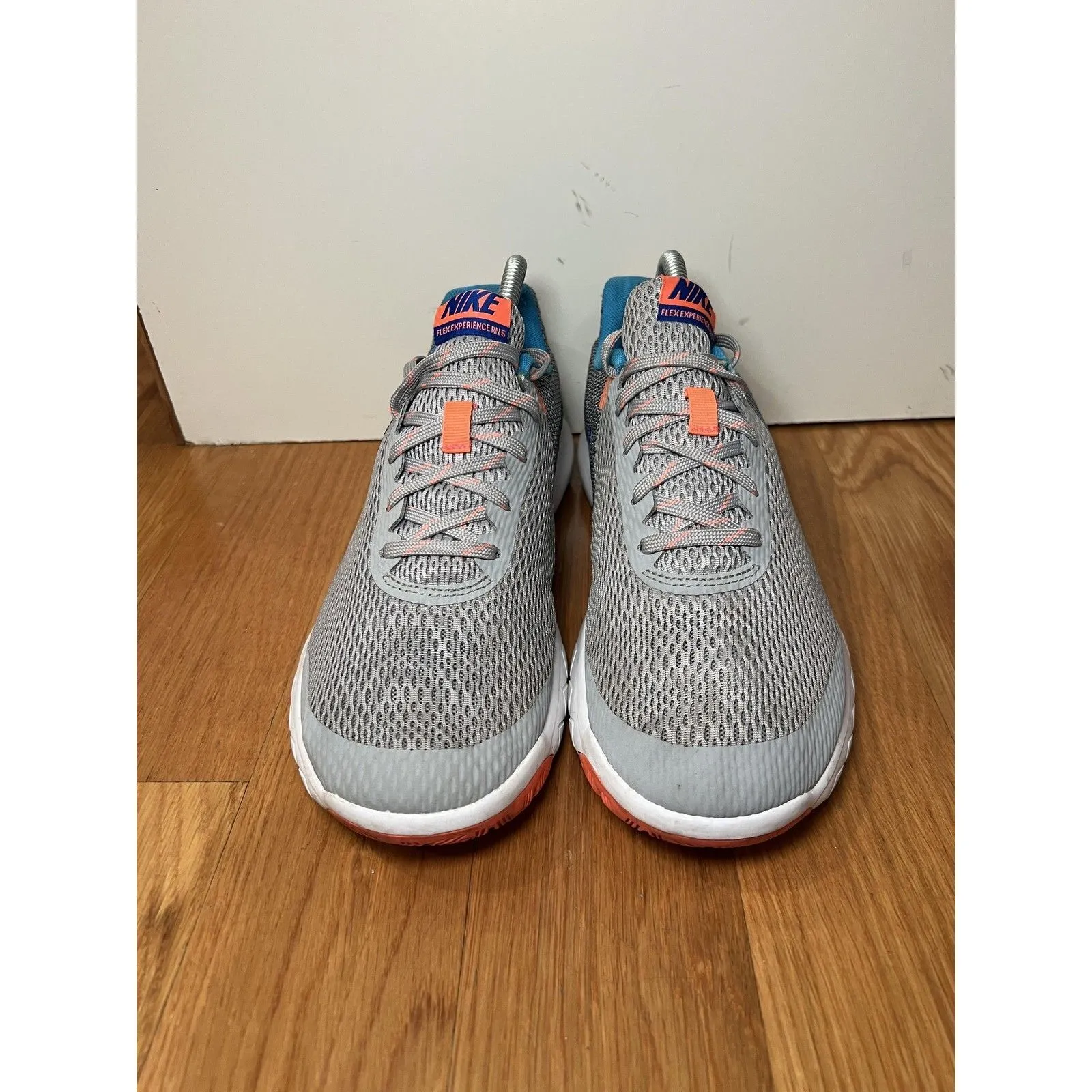 Nike Flex Experience RN 5 Shoes Womens Size 10 Gray Blue Running Sneakers - Image 2