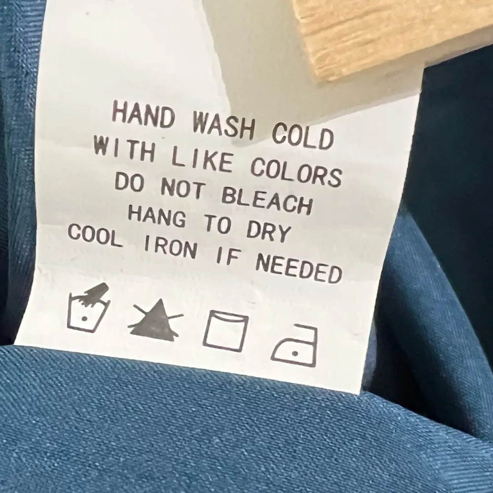 Code‎ x Mode Smocked Mock Neck Sleeveless Midi Dress M Blue Floral Lined - Image 8