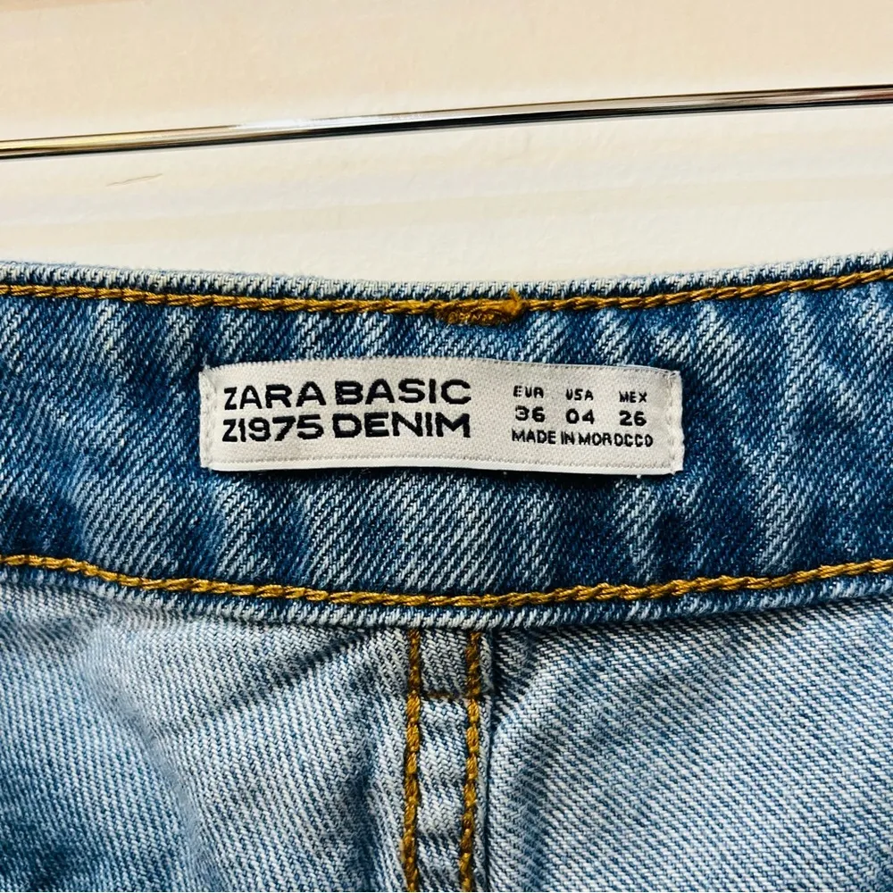 Zara Basic z1975 Denim Jeans Womens Size 4 Blue Ruffle Flare - Image 5