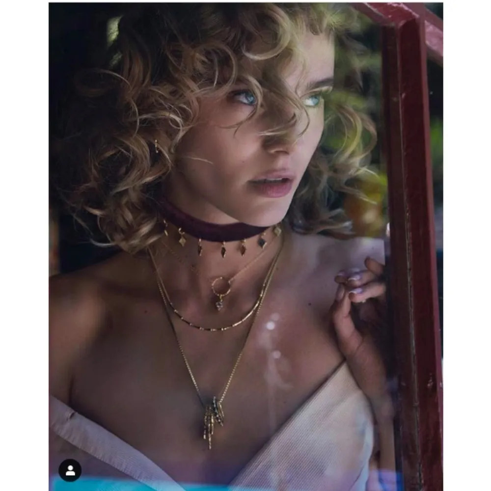 Vanessa Mooney 💕💕 Sofia Velvet Statement Necklace - Image 3