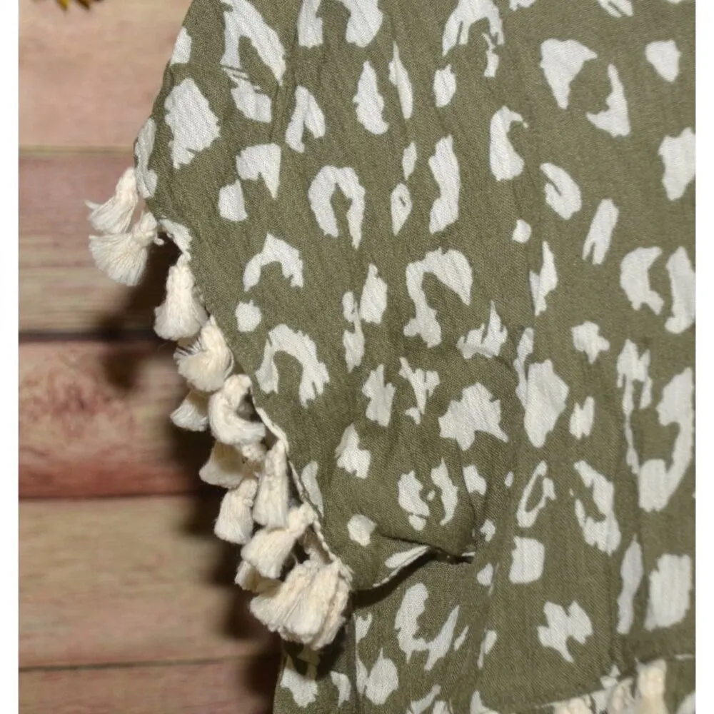 Andree By Unit Ladies M Leopard Print Olive Green & Cream Rayon Blouse Top Cute - Image 5