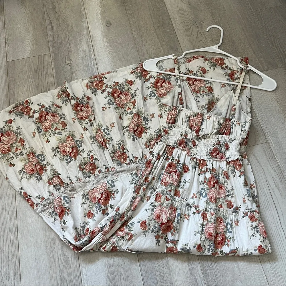 Floral Maxi Dress lace tiered Red White (small) romantic feminine cottagecore - Image 3