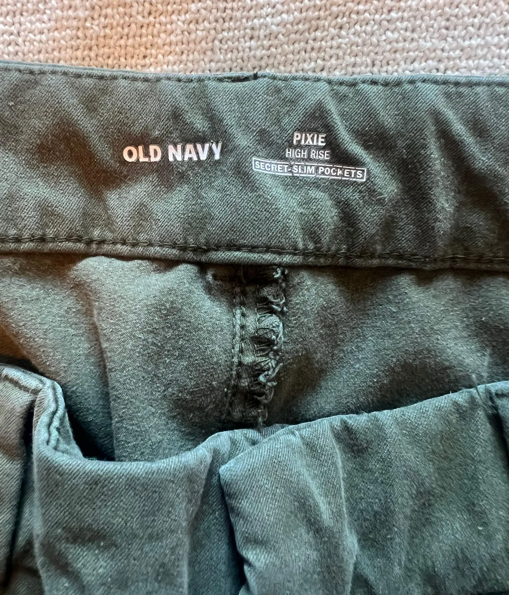Old Navy Dark Green Pixie Pants - Image 3