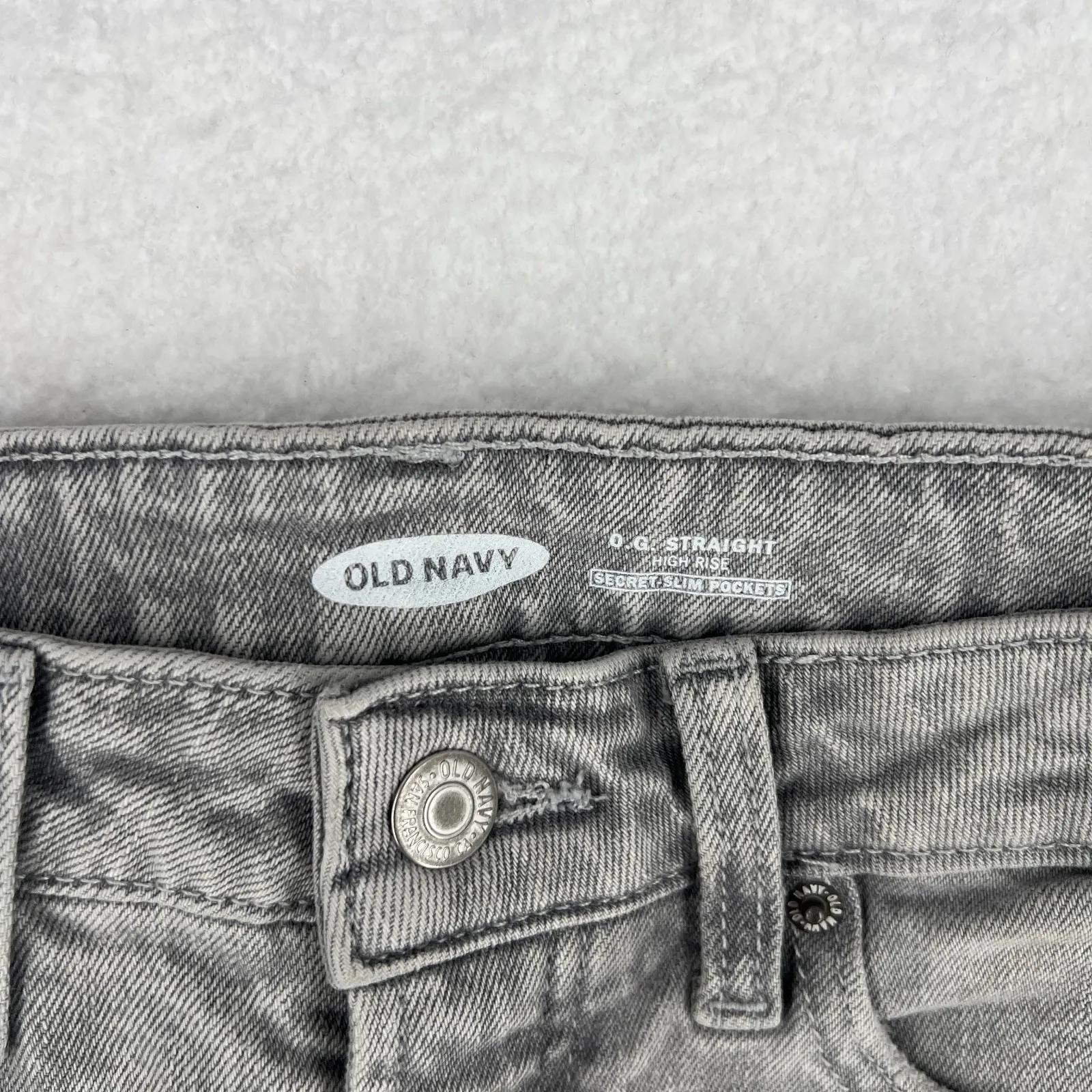 Old Navy High Rise O.G. Straight Secret Slim Pockets Jeans Womens 2 Gray Denim - Image 3