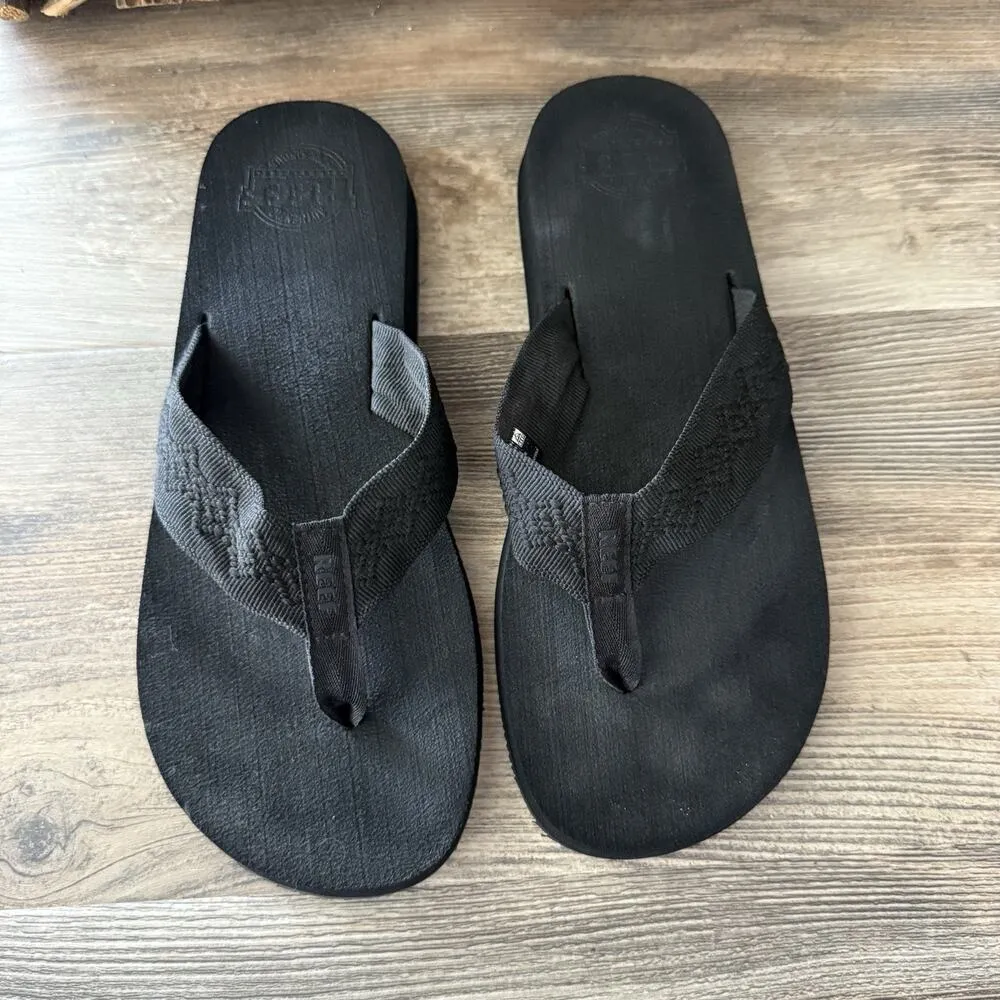 REEF Sandy Black Flip Flops Women’s Size 11 Beach Sandals Soft Strap Comfort - Image 2