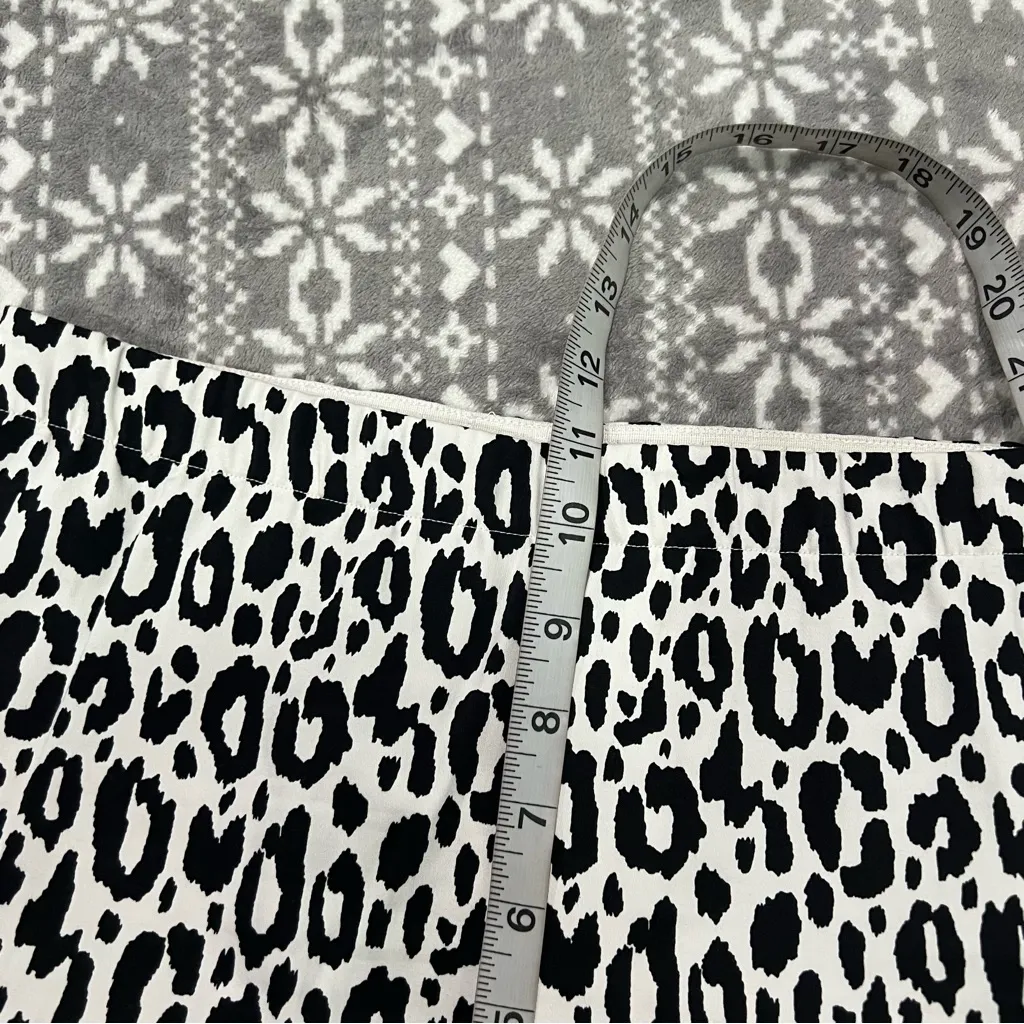 New Sara Campbell Sheri Black/White Leopard Pant w/Ruffle Hem Size Small Black - Image 9