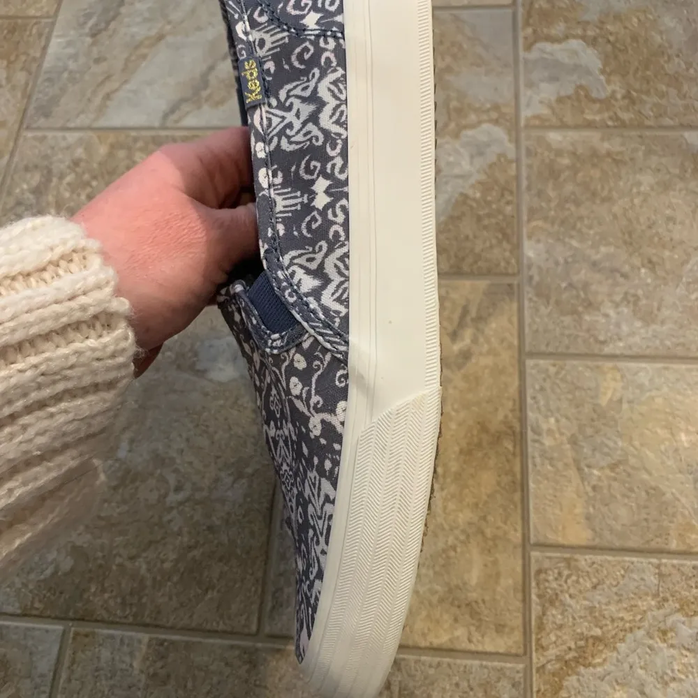 KEDS double decker mosaic size 7 shoes blue - Image 4