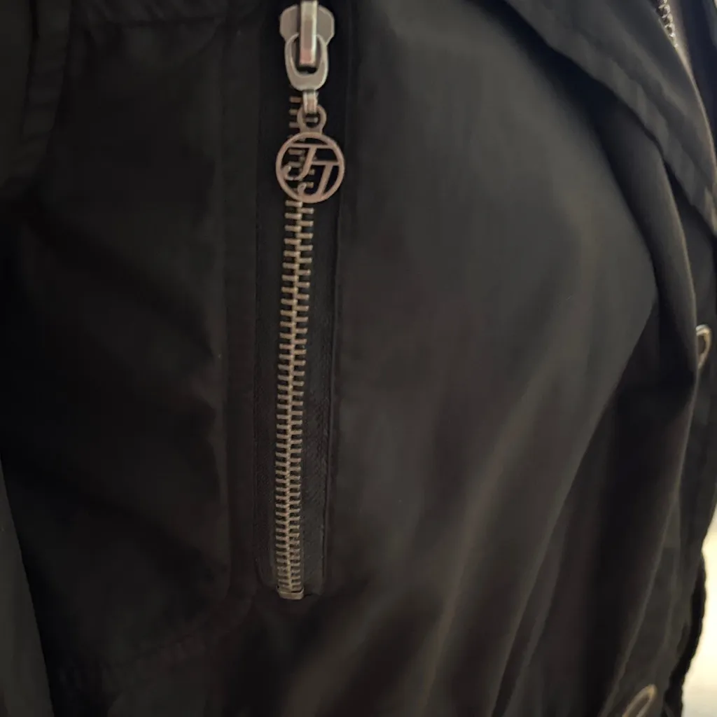 Jou Jou Black Trench Coat with Red Lining - Image 7