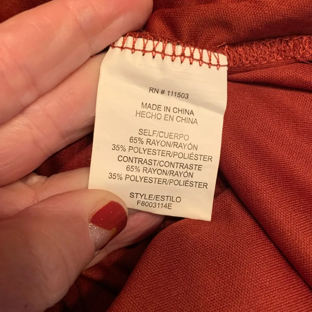 Fig and Flower Size L Dress Enbroidered Flowers Ruffle 3/4 Sleeve V - Image 10