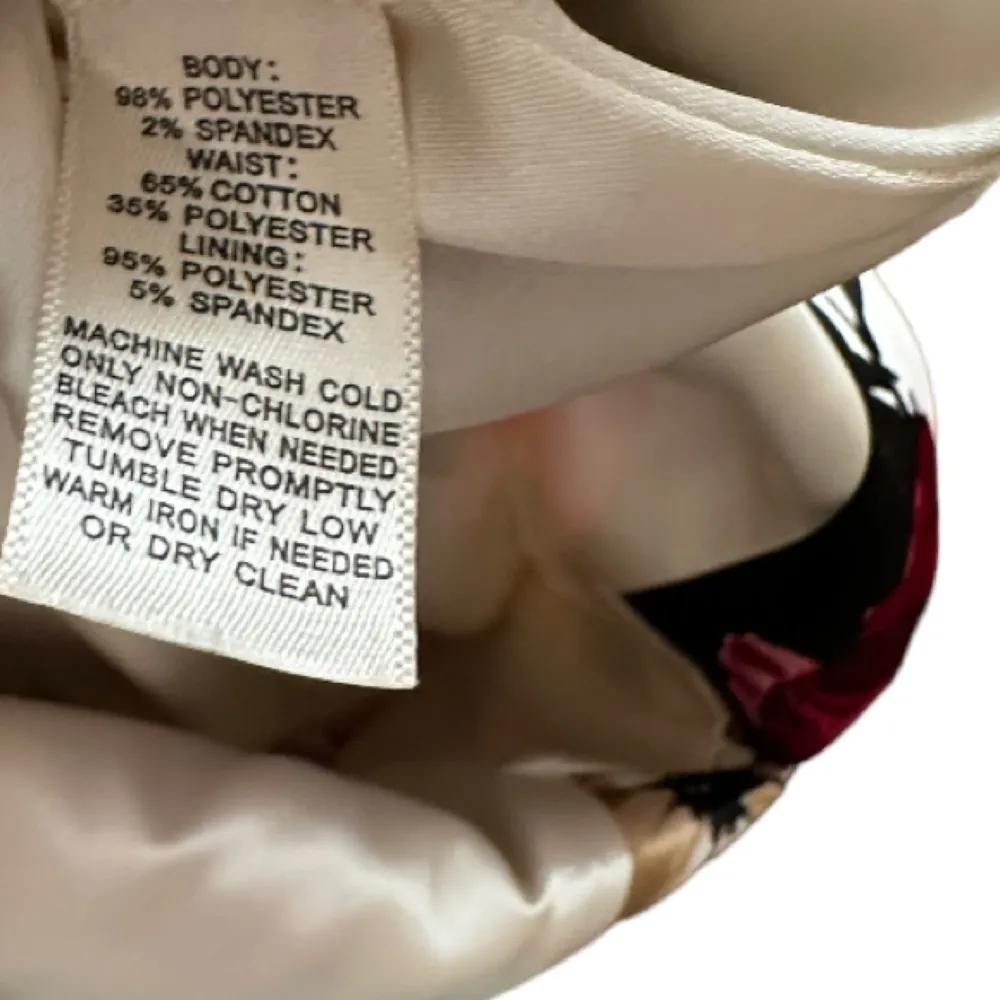 White House Black Market Floral Dress - Image 7