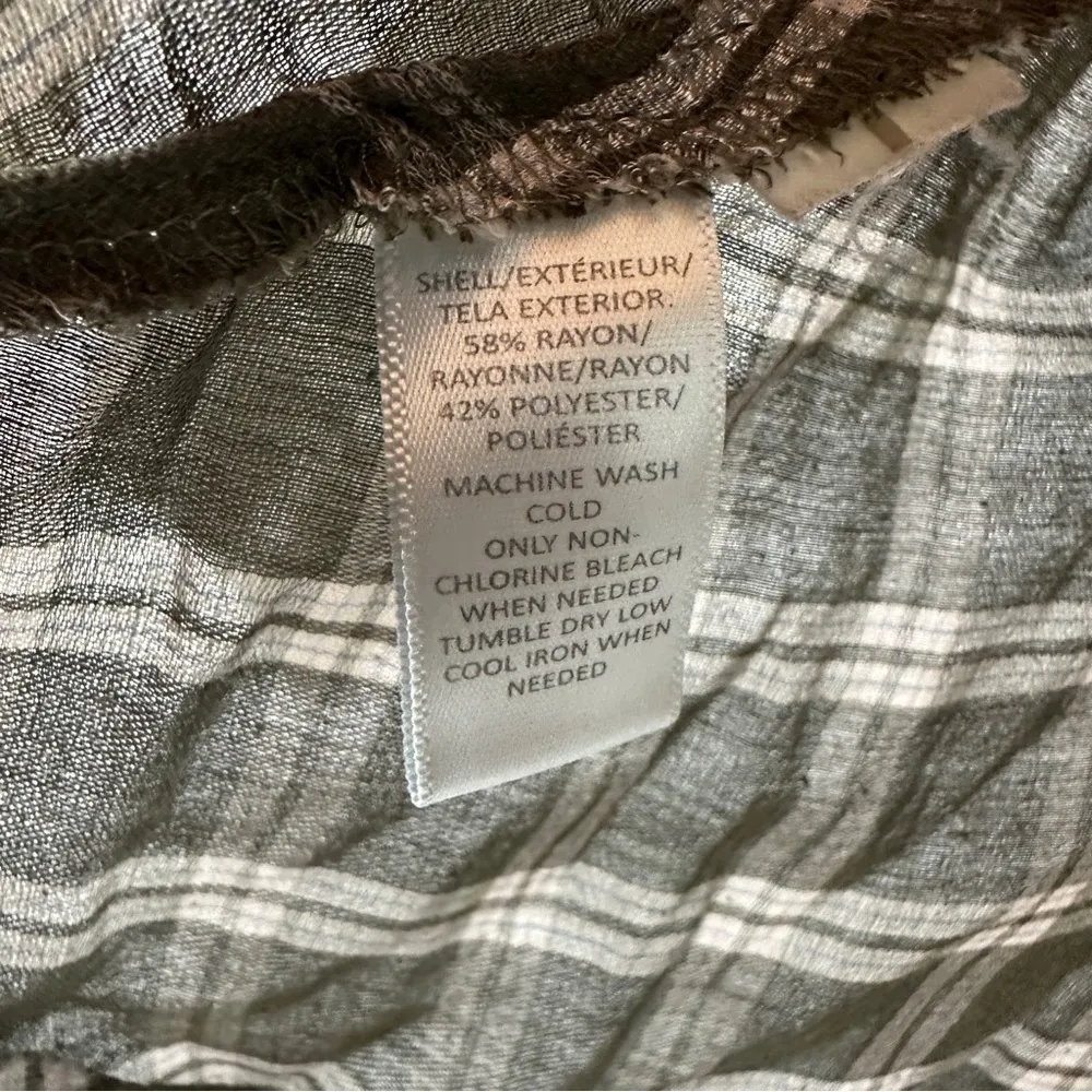 Ann Taylor LOFT Women's Flannel/Plaid Olive Green Long Sleeve Shirt Size XSP - Image 10