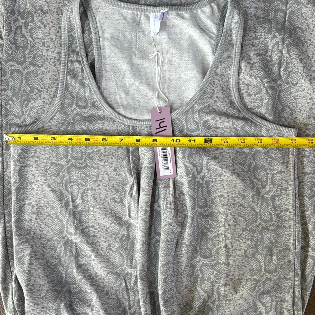 Nordstrom Bare Necessities Gray Pleated Maxi Sundress with pockets relaxed snake - Image 6